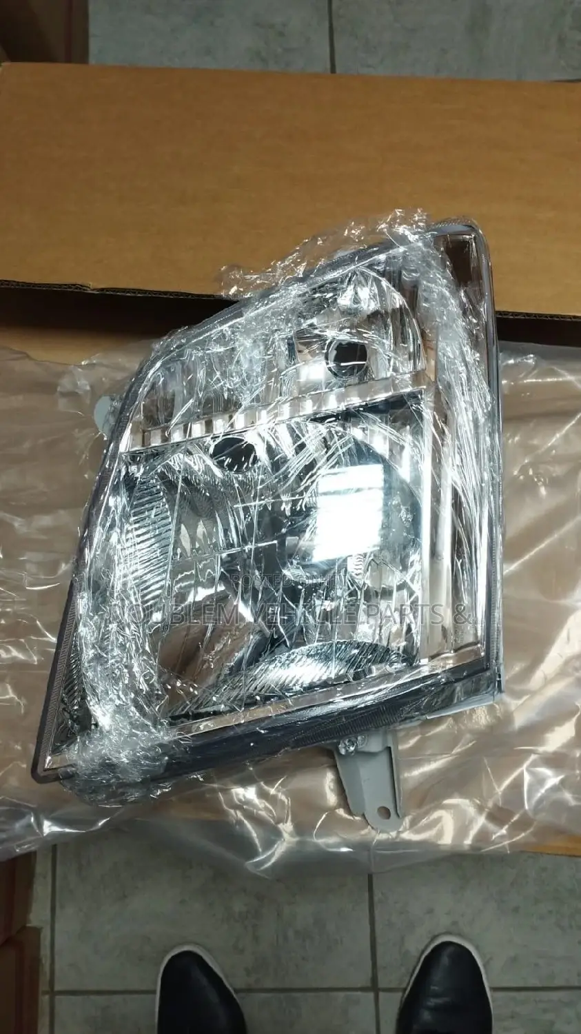 Headlamp Isuzu D-Max 2008