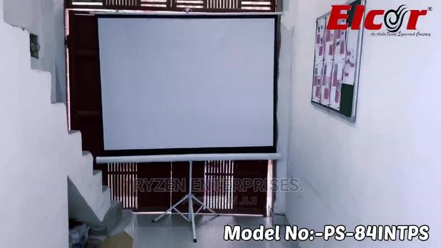 Projector Screen 200×200cm Tripod
