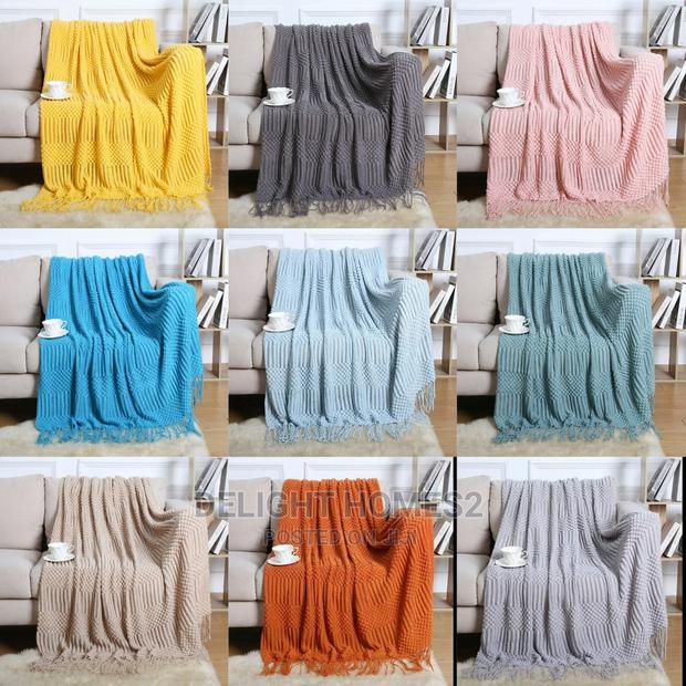 High Quality Knitted Throw Blankets With Tassel*