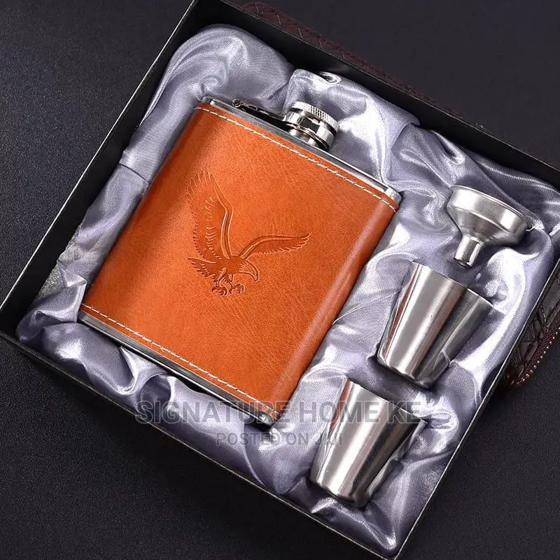 Whiskey Flask Set