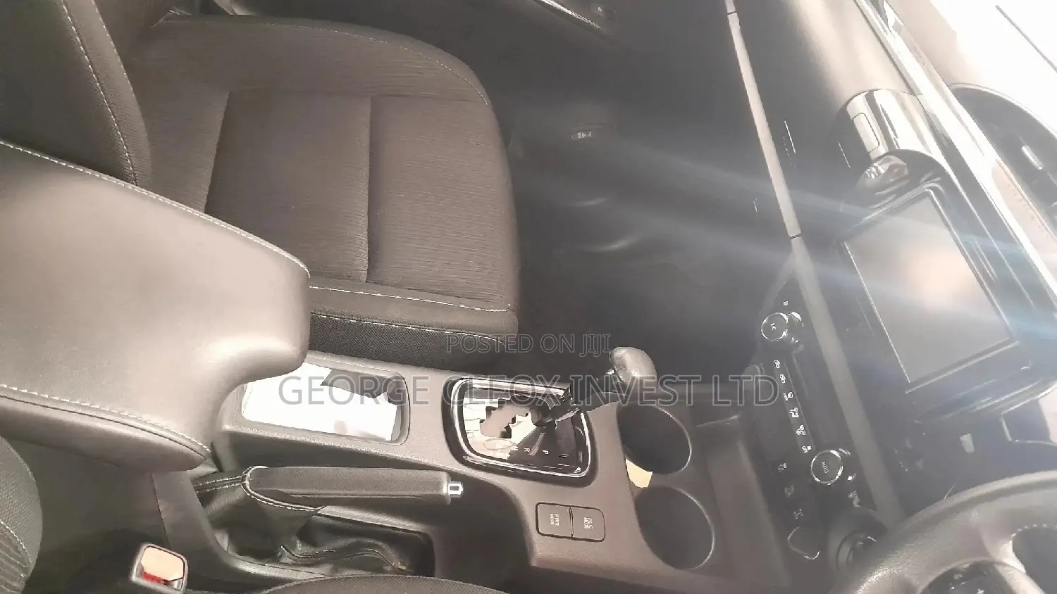 Toyota Hilux 2019 Silver