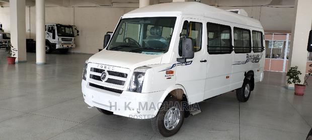 New Force Traveller 2022 White - main view