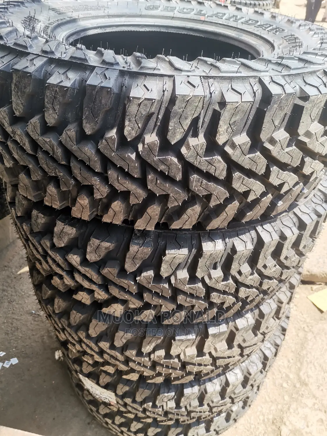 265/75r16 Yokohama Tyre (M/T