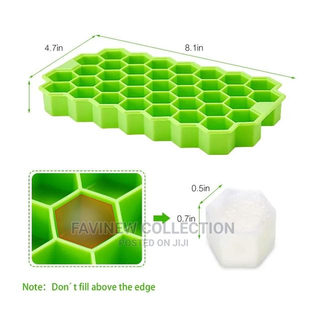 Reusable Honeycomb Silicone Ice Cube Mould With Lid - thumbnail 4