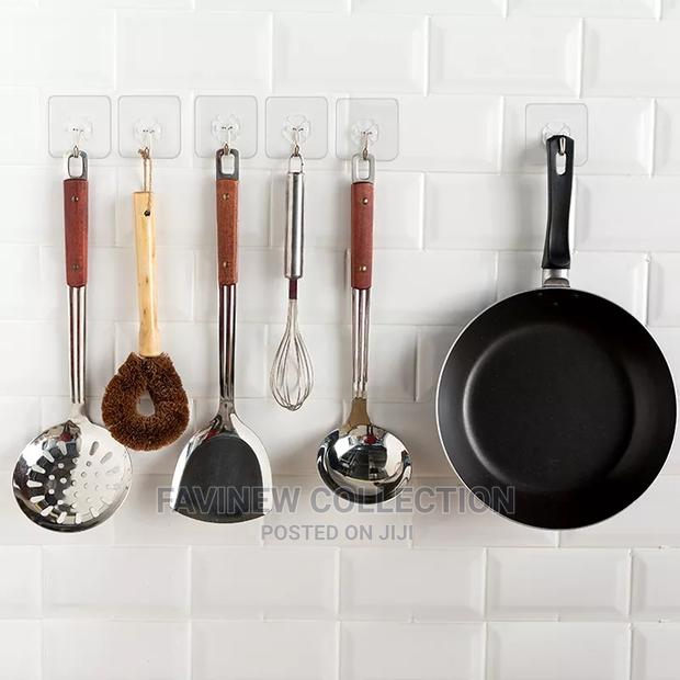 10pcs Transparent Strong Self Adhesive Hooks - thumbnail 5