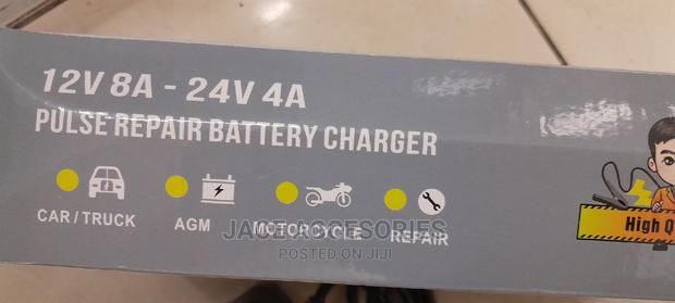 12/24v 8ah Battery Charger - thumbnail 2