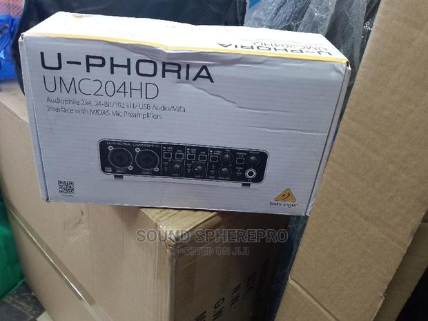 Behringer U-Phoria UMC 204HD - main view