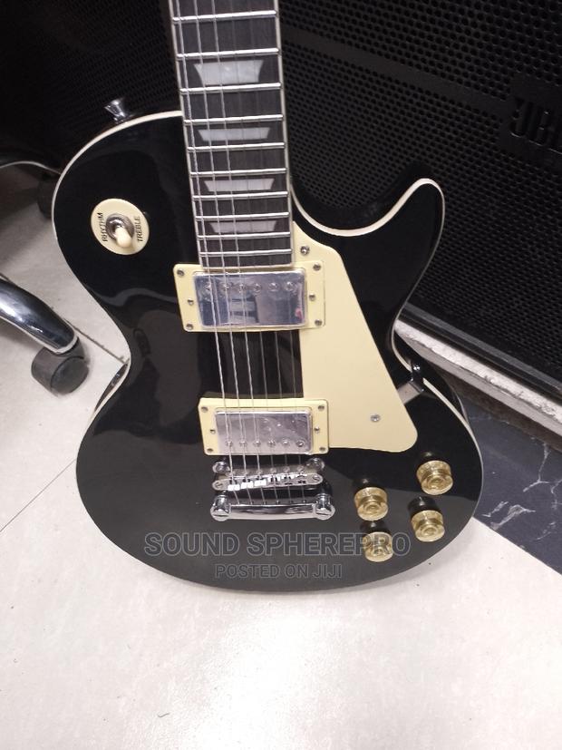 Les Paul Gibson Guitar - thumbnail 3