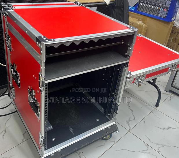 Flight Case 10 Units for Mounting Public Address Systems
