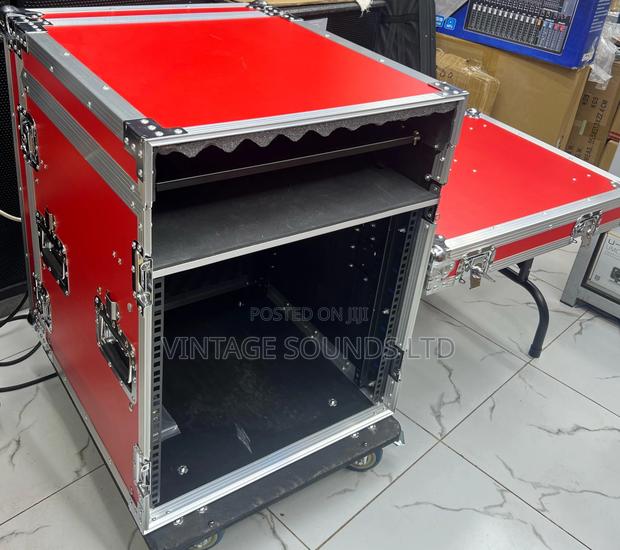 Flight Case 10 Units for Mounting Public Address Systems - thumbnail 2