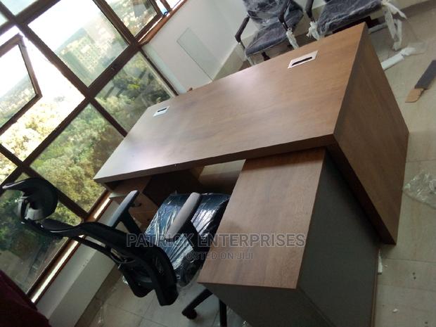 Executive Office Directors Office Desk 1.8 MTRS - thumbnail 3