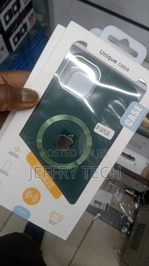 iPhone 14 Plus Case Dark Green