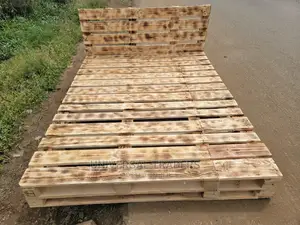 Beautiful Pallet Bed - 5*6ft Pallet Bed - Strong and Stable