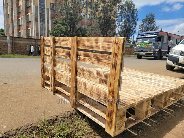 Versatile 5*6 Pallet Bed - Detachable 5*6 Wooden Pallet Bed