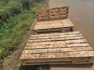 Versatile Wooden Pallet Bed - 5*6ft Wooden Bed