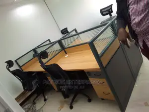 Imported Executive 4 Way Workstation
