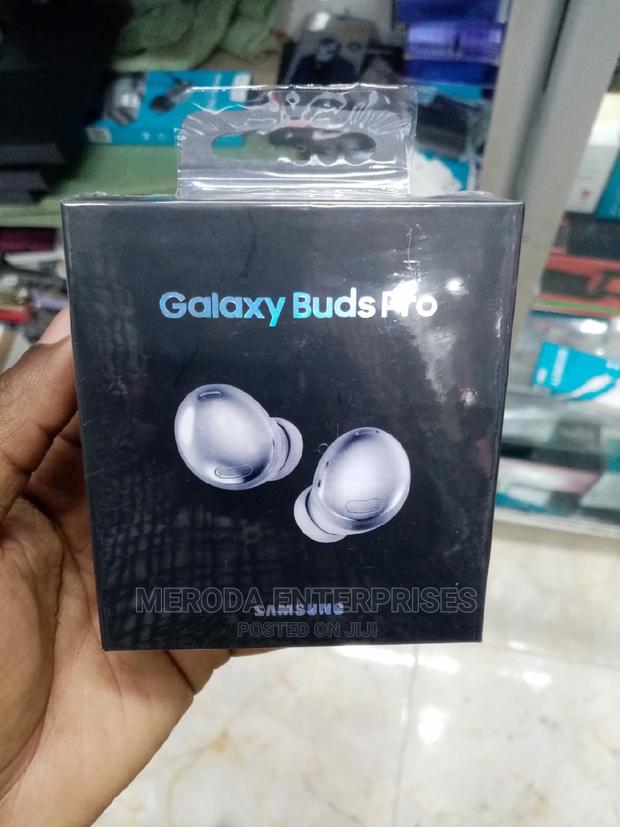 Samsung Galaxy Buds Pro Headset - thumbnail 3
