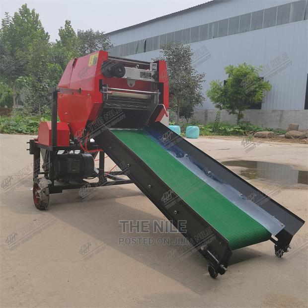 Grass Crushing Corn Silage Baler - main view