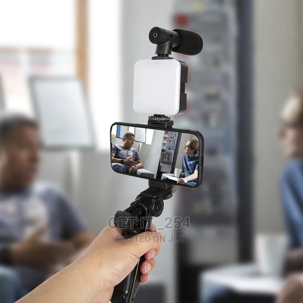 Portable Mini Vlogging Kit - thumbnail 4