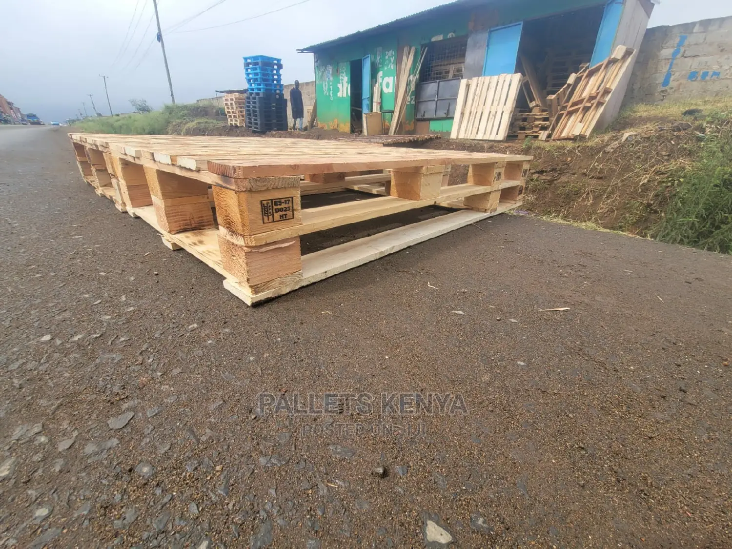 Detachable 5*6 Pallet Bed