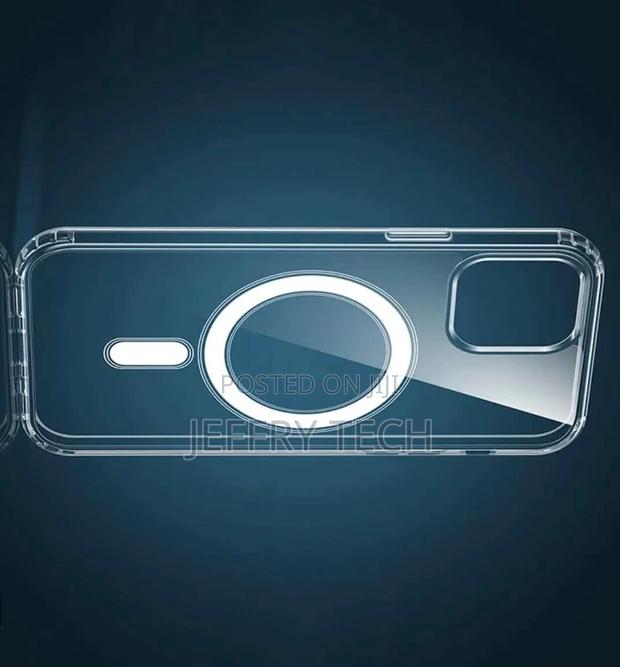 iPhone 14 Mag Safe Wireless Charging Clear Case - thumbnail 3