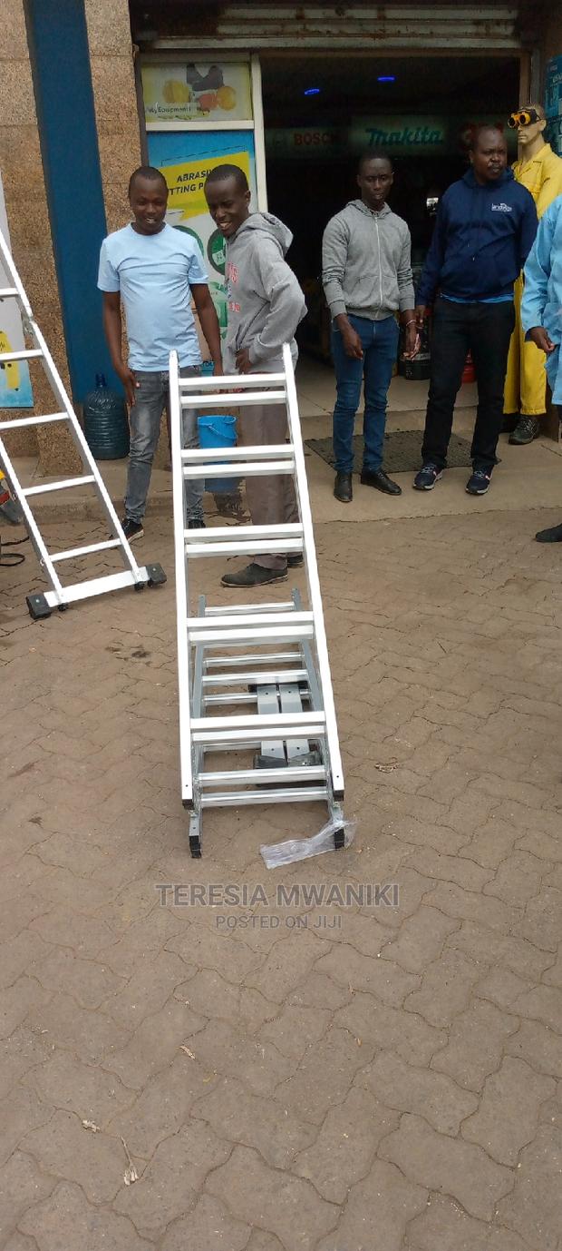 Multipurpose Aluminum Ladder - thumbnail 3