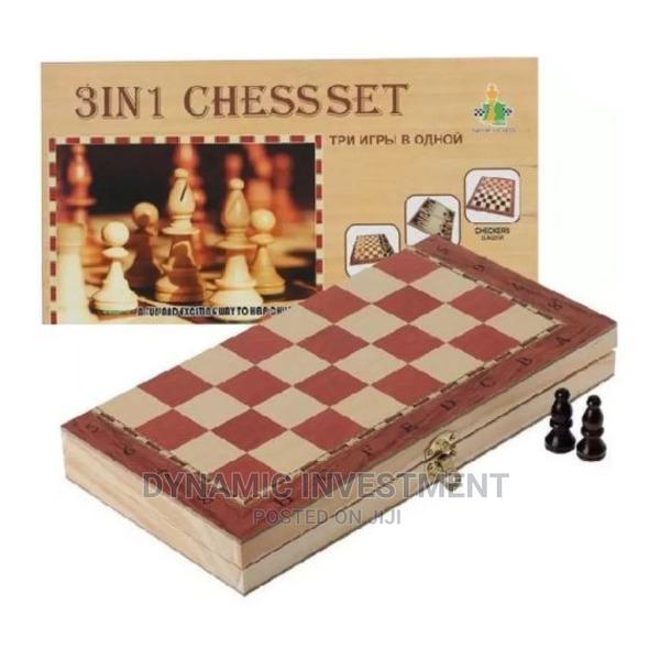 3 in 1 Chess/Checkers, Backgammon Game - main view