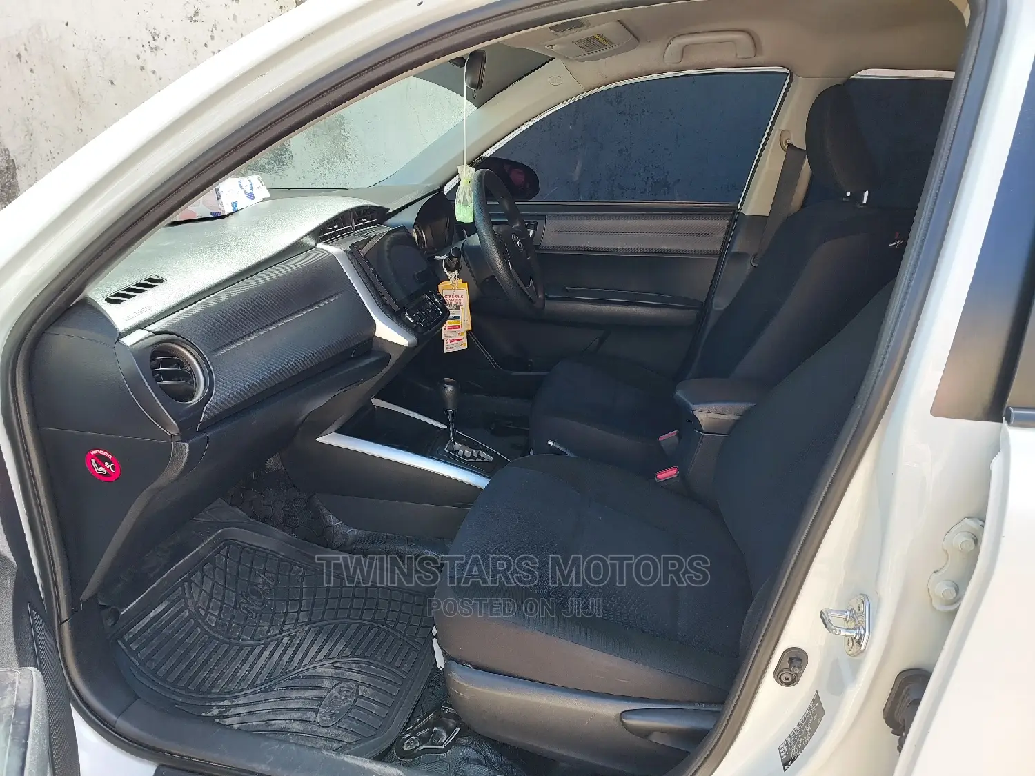 Toyota Corolla Fielder 2015 White