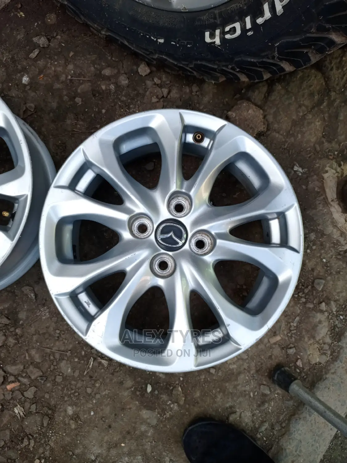 Size 15 Inches Mazda Alloy Rims Set