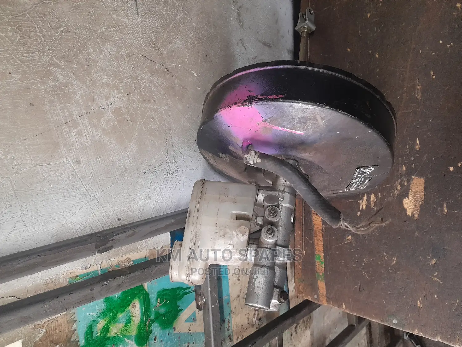 Toyota Land Cruiser HJ75(75 Series) Booster/Master Cylinder.