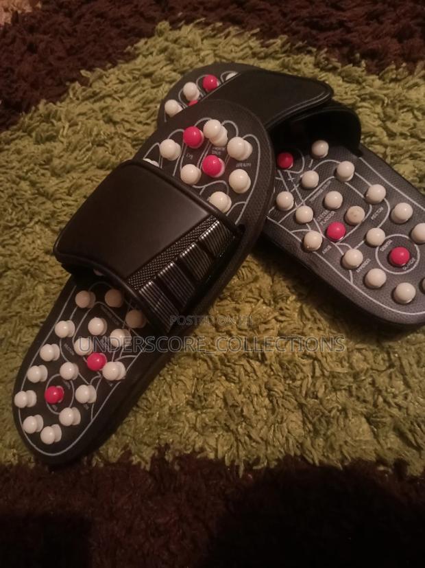 Acupuncture Foot Massage Slides Wholesale Price
