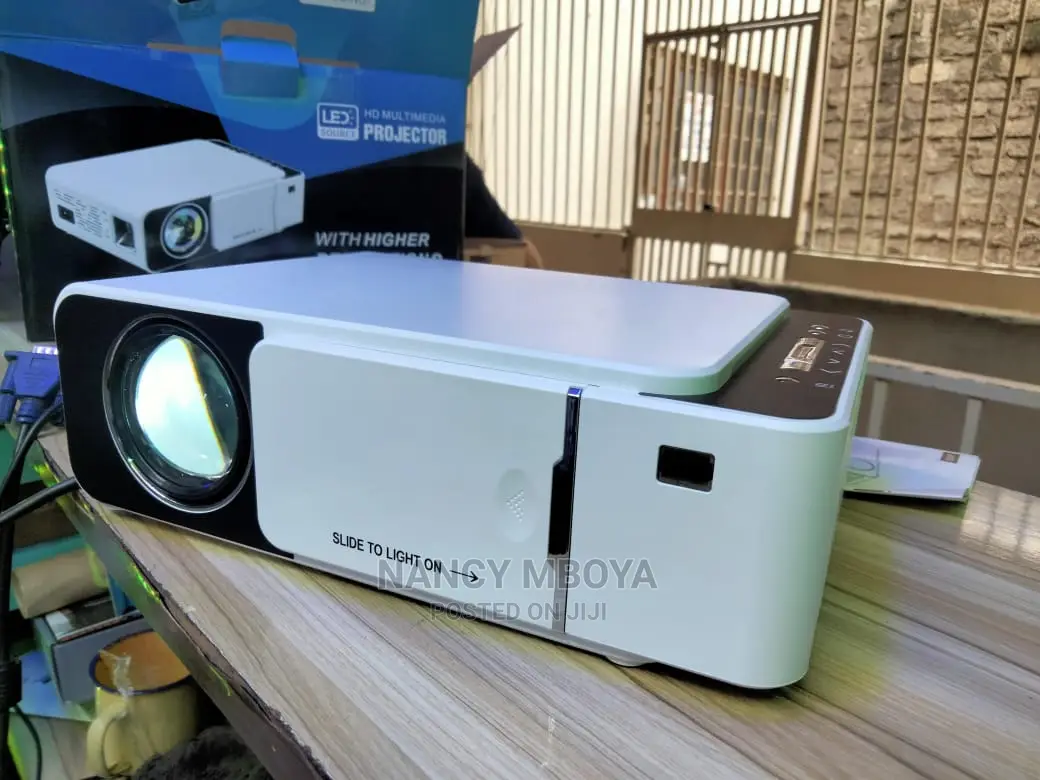 T6 Multimedia Projector