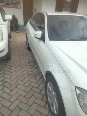 Mercedes-Benz C200 2012 White