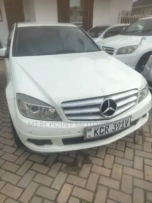 Mercedes-Benz C200 2012 White