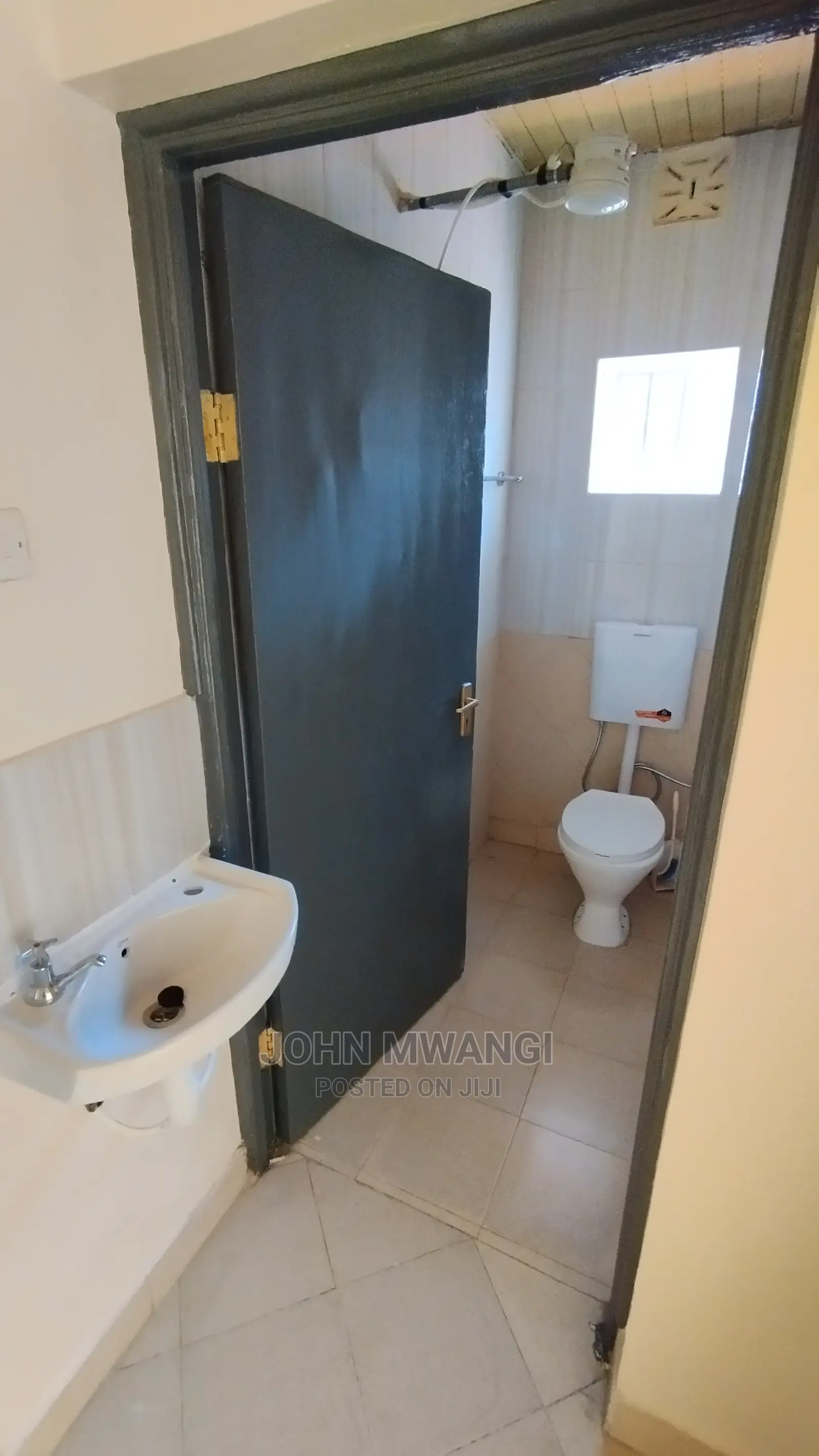 Mini Flat in Teachers Estate for rent