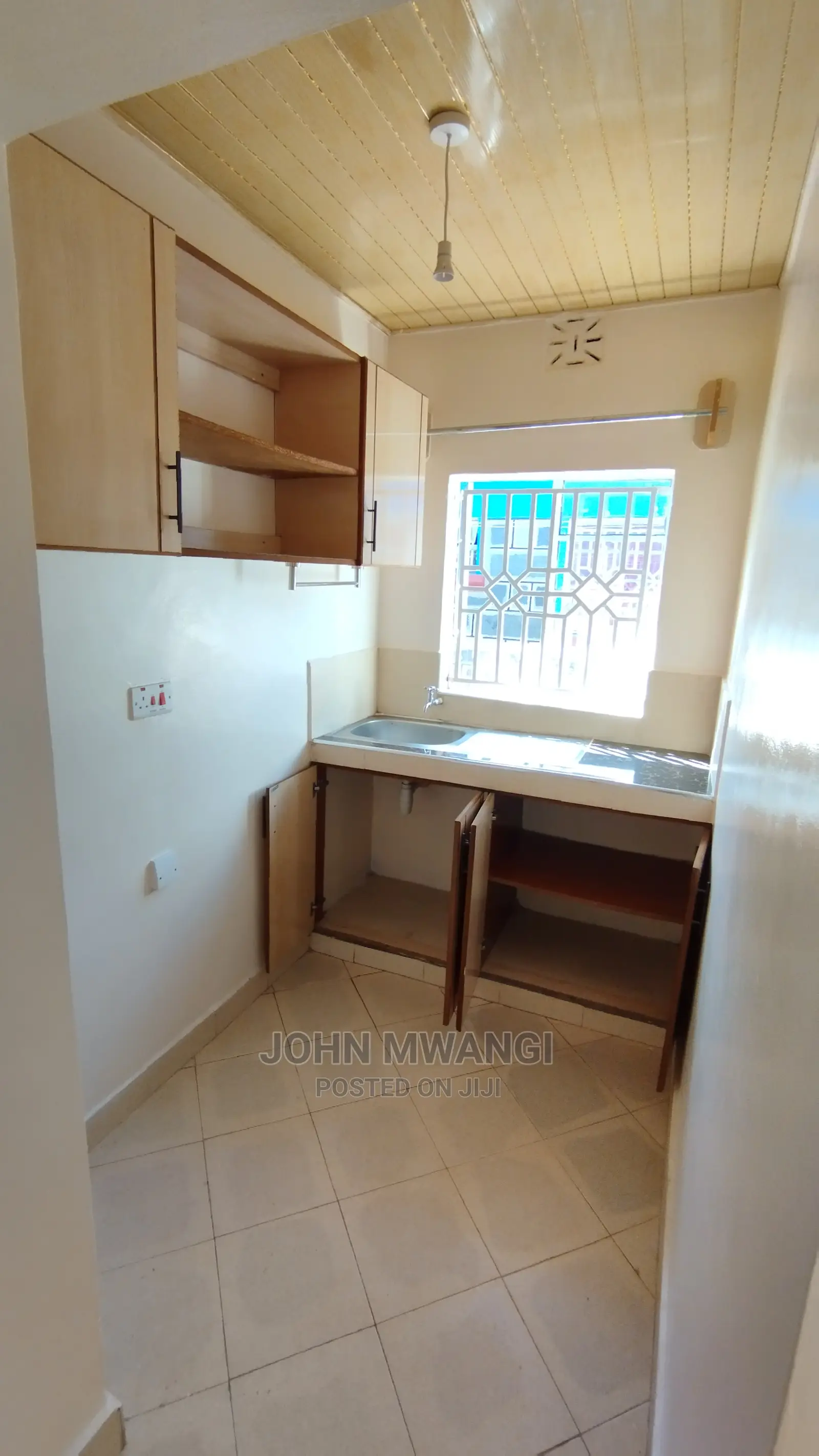 Mini Flat in Teachers Estate for rent