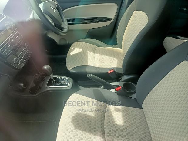 Mitsubishi Mirage 2017 Silver - thumbnail 6