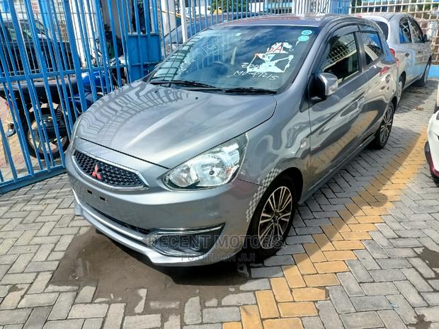 Mitsubishi Mirage 2017 Silver - thumbnail 2