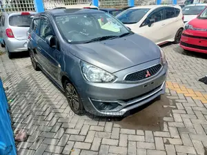 Mitsubishi Mirage 2017 Silver