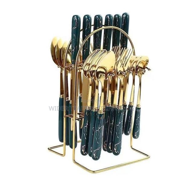 24piece Golden Cutlery Set of Spoon