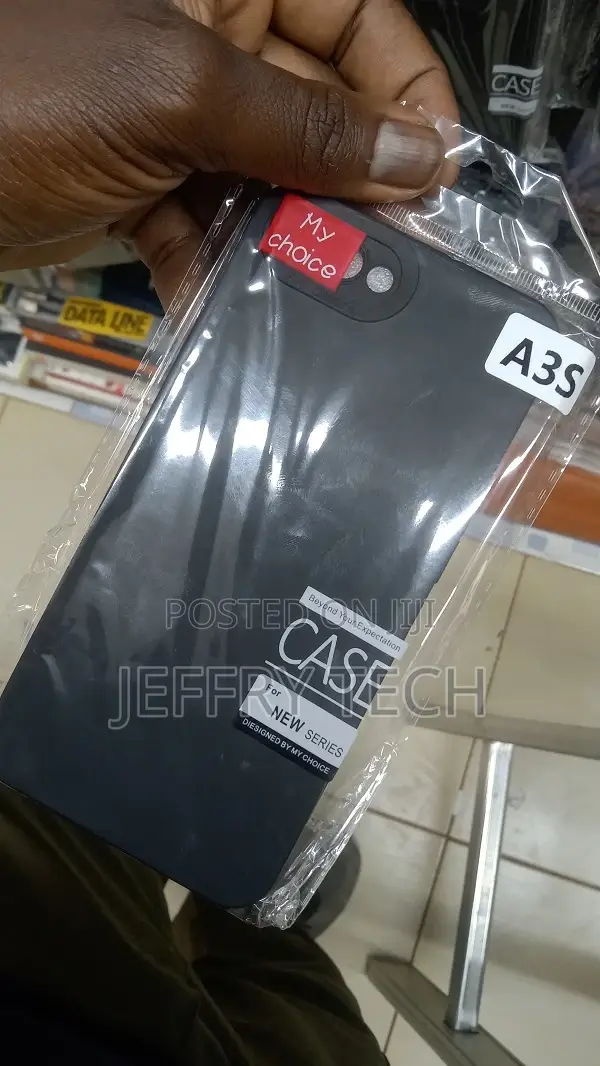 Generic OPPO A3s Case Square Silicone Phone Cover