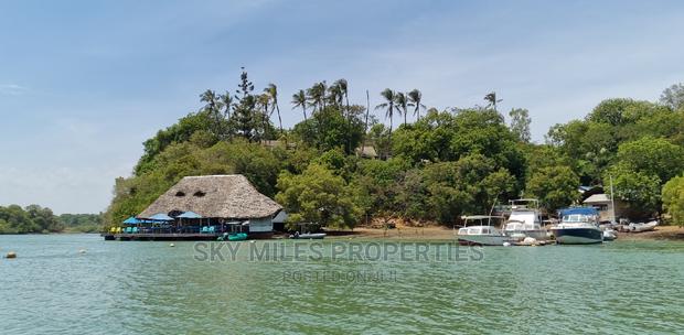 Quick Sale,1 Acre Creek Beach Plot,On Sale at Mtwapa - thumbnail 3