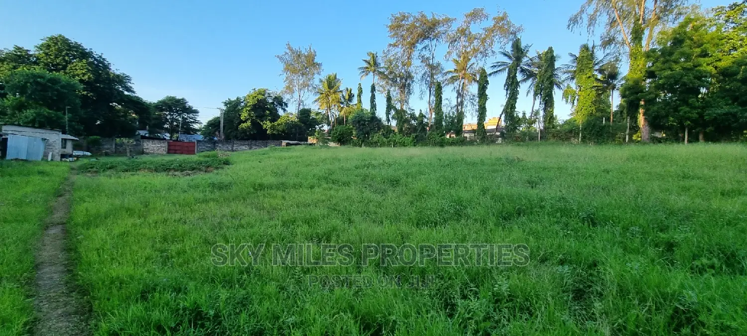 Quick Sale,1 Acre Creek Beach Plot,On Sale at Mtwapa