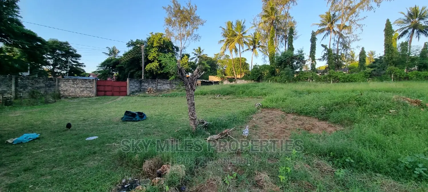 Quick Sale,1 Acre Creek Beach Plot,On Sale at Mtwapa