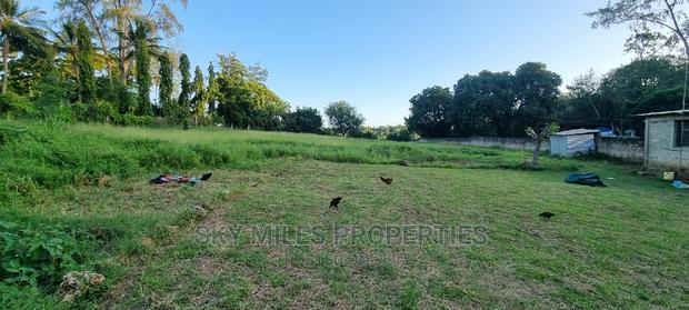 Quick Sale,1 Acre Creek Beach Plot,On Sale at Mtwapa - thumbnail 12