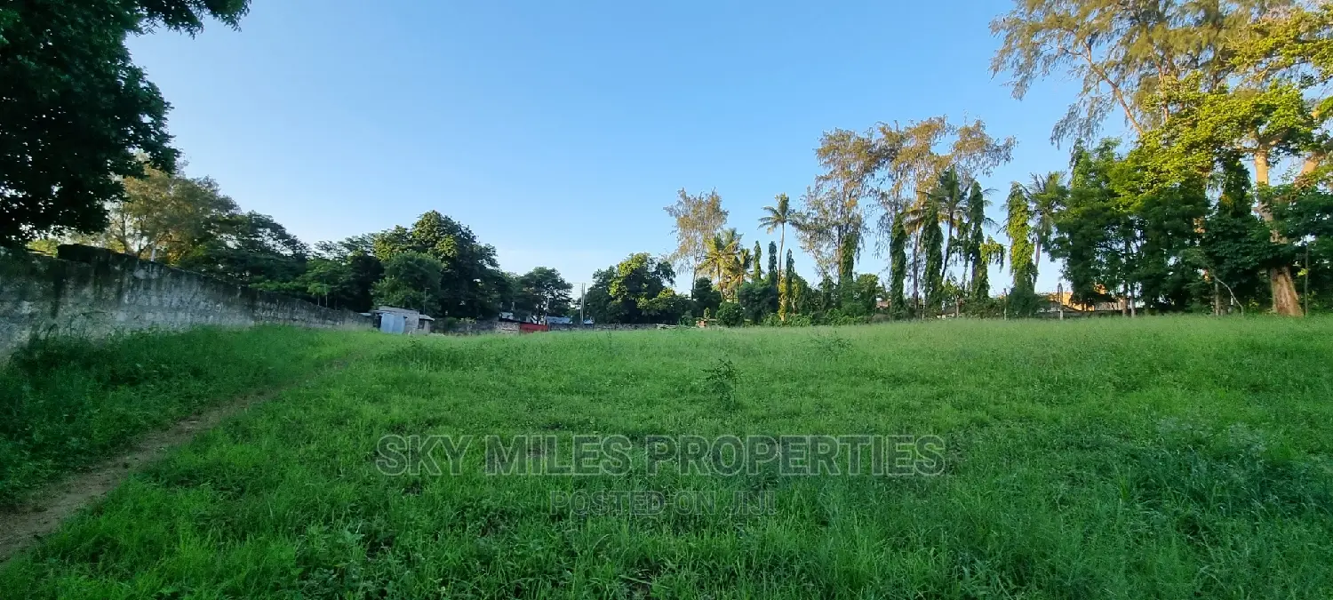 Quick Sale,1 Acre Creek Beach Plot,On Sale at Mtwapa