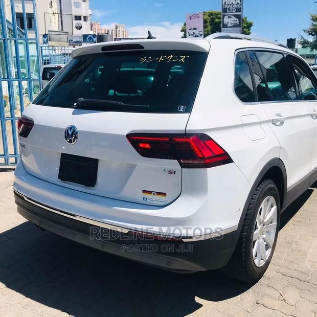 Volkswagen Tiguan 2017 White - thumbnail 8