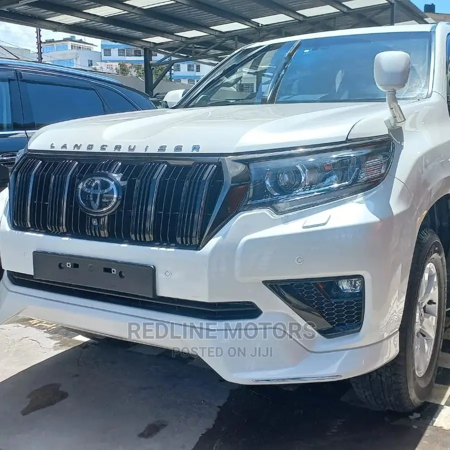 Toyota Land Cruiser Prado 2.8 2017 White