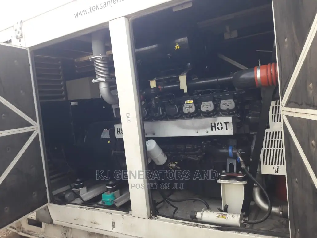 700 Kva Doosan Power Generator