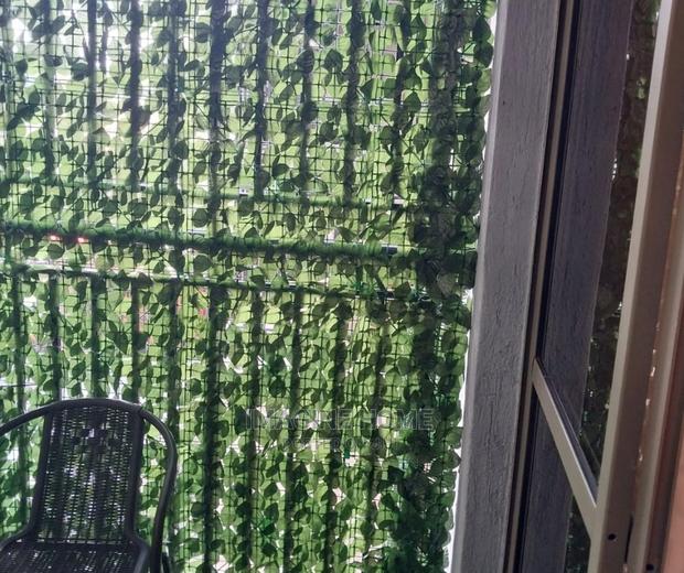 Green Privacy Fence - thumbnail 2